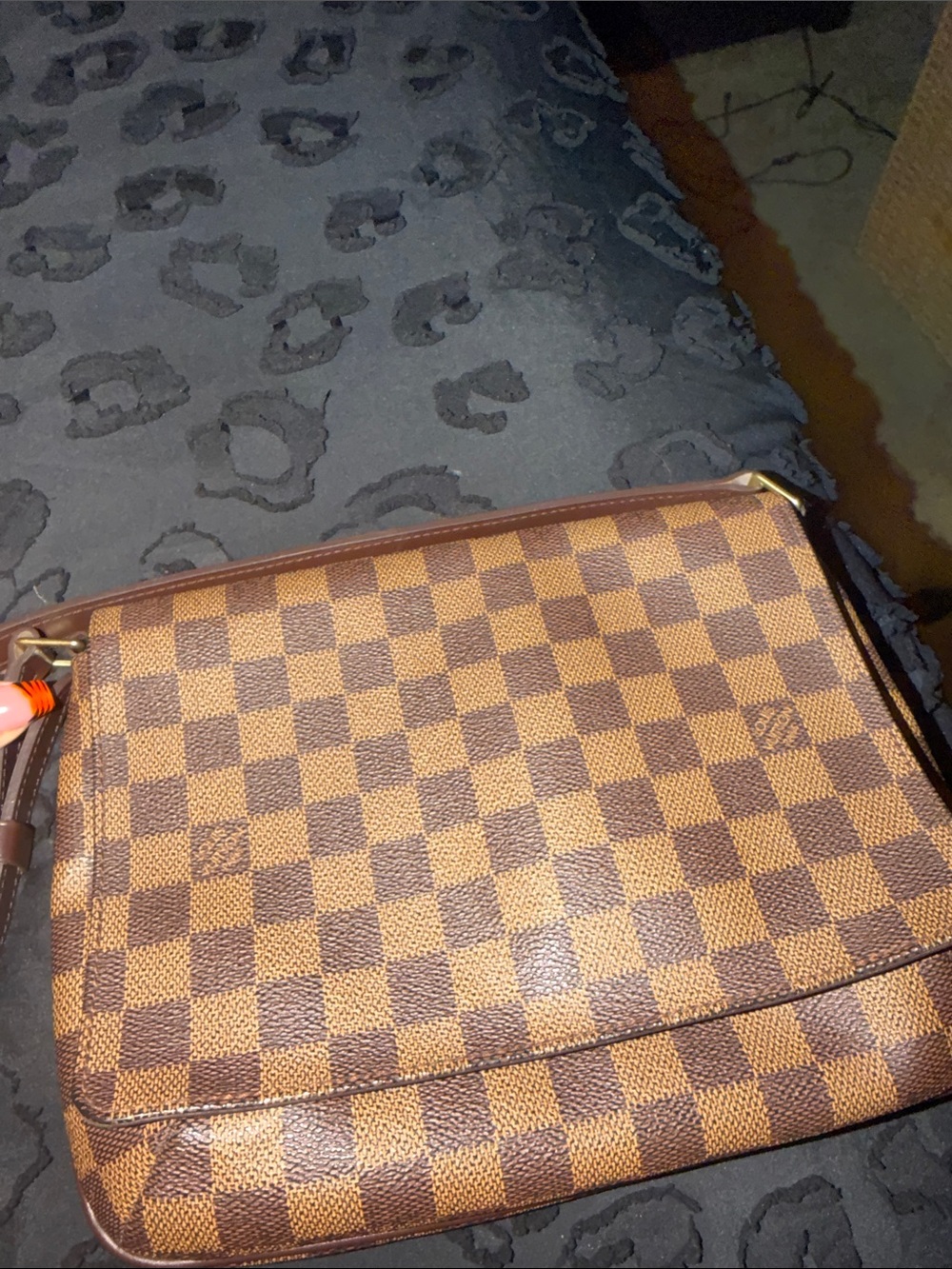 Louis Vuitton Damier Ebene Brown Shoulder Bag - Picture 5 of 9